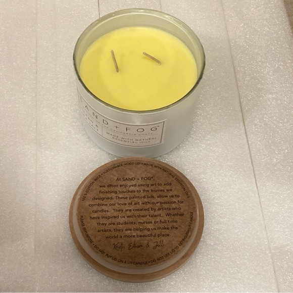 Sand + Fog Ocean & Sea Salt 12 oz 2 Wick Scented Candle - Picture 6 of 8